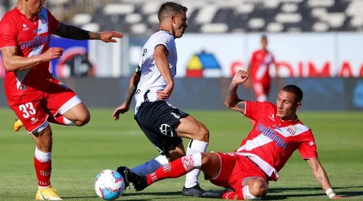 Curicó Unido suma dos victorias en sus últimas cuatro visitas al estadio Monumental. Foto: Agencia Uno