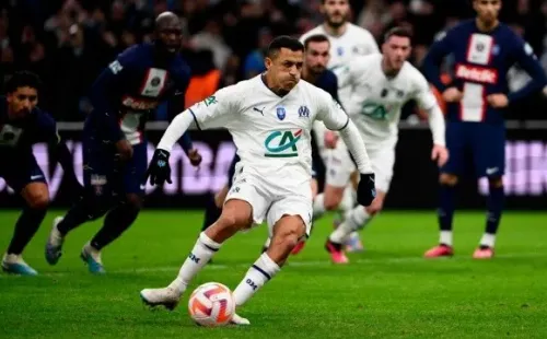 Alexis Sánchez anotó el gol que abrió el camino al triunfo del Marsella ante el PSG después de 31 años en la Copa de Francia. Foto: IMAGO.