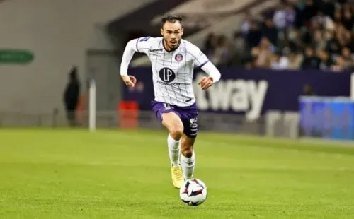 Gabriel Suazo se ganó el cariño del Toulouse en sus primeros partidos. Foto: IMAGO.