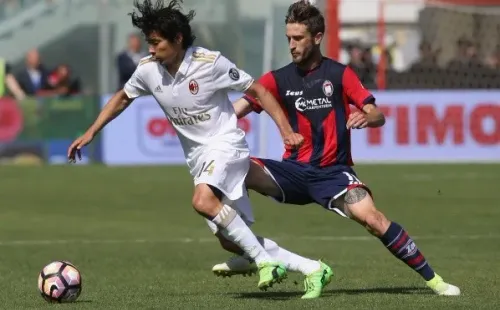Matías Fernández en acción por el AC Milan de Italia. Fue el primer chileno en aquel club. (Getty Images).