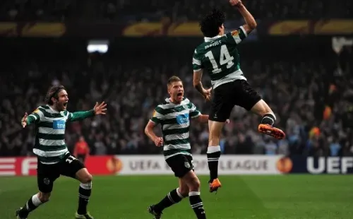 Con Sporting, Fernández le anotó un golazo de tiro libre al Manchester City por la UEFA Europa League. Imagen: Getty.
