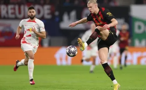 Erling Haaland no tuvo su noche y apenas tocó el balón. Foto: Getty Images