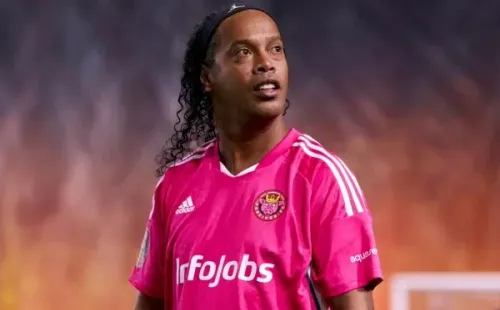 Ronaldinho jugó para Porcinos FC en la fecha 8 de la Kings League. | Foto: @KingsLeague