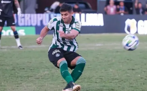 Kuscevic recibió su primera tarjeta roja en Coritiba. | Foto: Coritiba