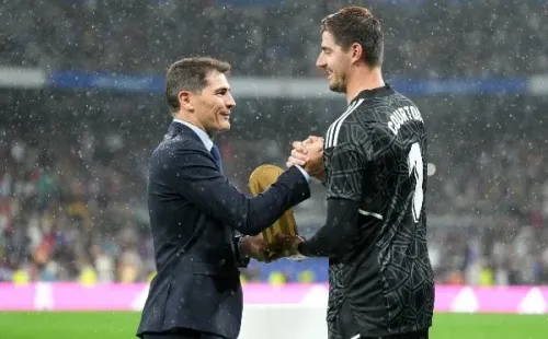 Casillas junto a Courtois, uno de los que competía por el premio The Best al mejor portero. | Foto: Getty