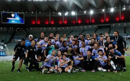 Independiente Del Valle festeja en el Maracaná con Fernández en el plantel (Conmebol)