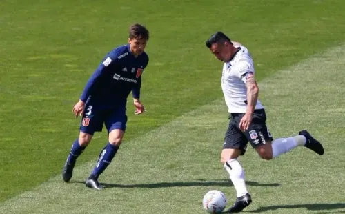 Esteban Paredes le anotó 16 goles a Universidad de Chile en Superclásicos. | Foto: Agencia UNO.