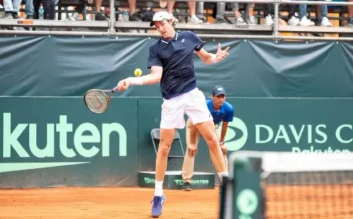 Nicolás Jarry la rompió en semis y ahora buscará la corona del Chile Open ante Etcheverry. | Foto: Agencia Uno