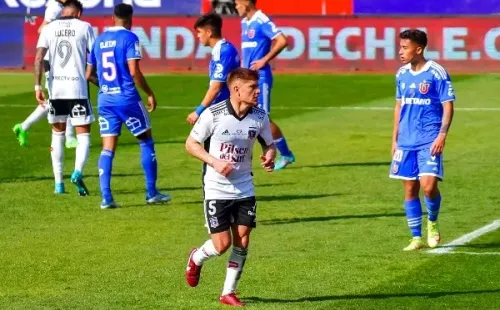 Leonardo Gil anotó un gol en el Superclásico que Colo Colo le ganó a la U en el Fiscal de Talca. (Guille Salazar/RedGol).