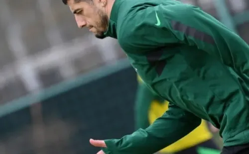 Ángelo Sagal en una de las prácticas del Ferencvaros de Hungría.