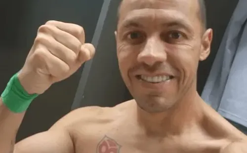 Marcelo Díaz con el tatuaje de la U