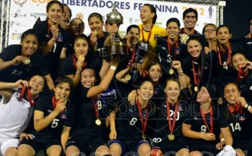 Las albas fueron las cuartas campeonas de la Copa Libertadores Femenina, en 2012. | Colo Colo