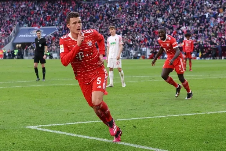 Doblete de Pavard en triunfo del Bayern sobre Augsburgo