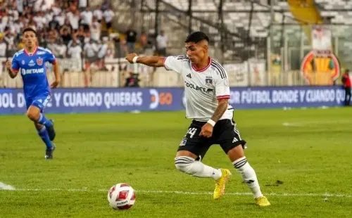 Jordhy Thompson en acción durante el Superclásico 193 que terminó igualado sin goles en el estadio Monumental. (Guille Salazar/RedGol).