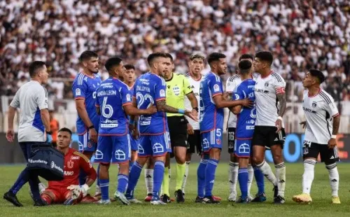 A ratos se puso áspero el partido entre Colo Colo y la U (Agencia Uno)