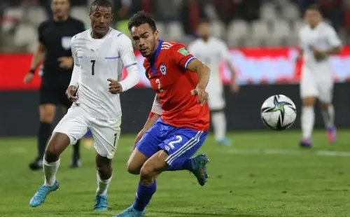 Gabriel Suazo se ha ganado una camiseta de titular en la Roja de Eduardo Berizzo. Foto: Agencia Uno