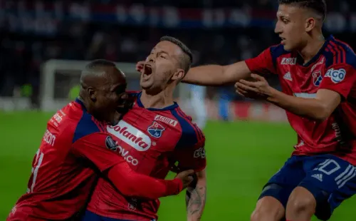 El festejo de Luciano Pons en uno de sus dos goles para el DIM frente a Magallanes. (Conmebol Media Center).