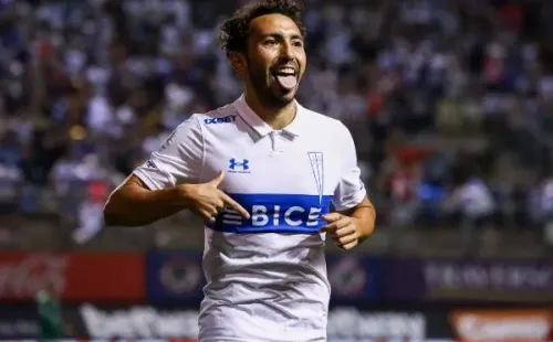 Cuevas ha jugado ocho partidos en esta temporada 2023 con la UC, anotando un gol. | Foto: Agencia UNO.