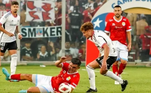 Leonardo Gil en acción ante Magallanes. (Guille Salazar/RedGol).
