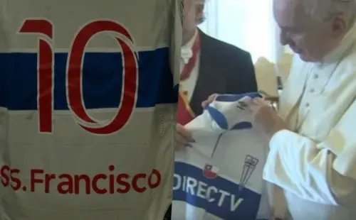 La UC le envió una camiseta al Papa Francisco.