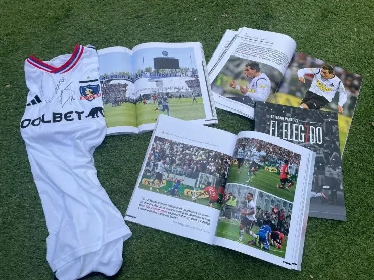 En dos tipos de tapa se presenta el libro de Esteban Paredes, el elegido, que recorre su historia dentro de la cancha en imágenes. Fotos: Instagram/estebanparedeselelegido.
