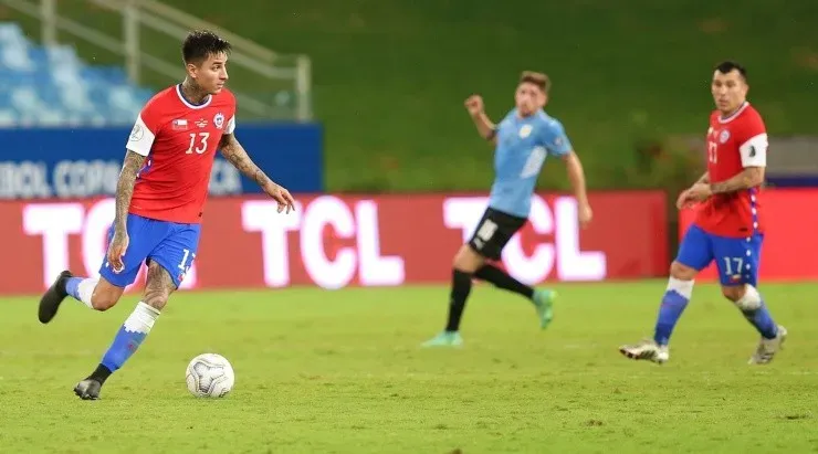 La selección chilena iniciará las próximas eliminatorias ante su similar de uruguay en el estadio Centenario