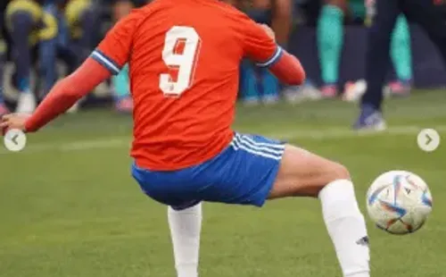 Axel Cerda juega por la Roja Sub 17.