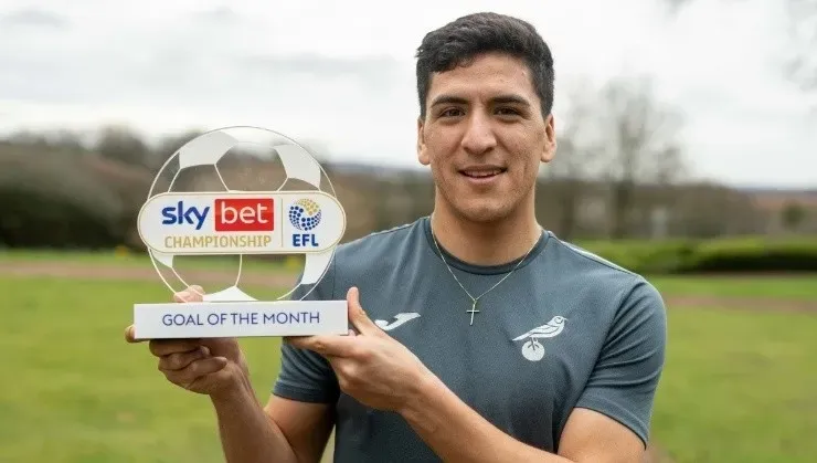 Marcelino premiado con el gol del mes