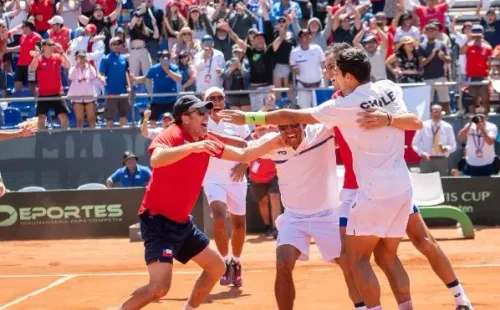Chile celebra el triunfo en La Serena (Agencia Uno)
