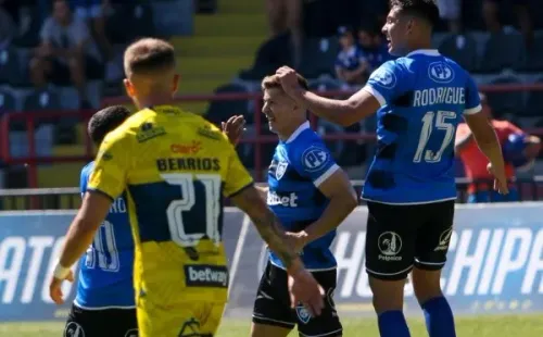 Huachipato llegó a 18 puntos con esta victoria sobre Everton. | Foto: Agencia UNO.