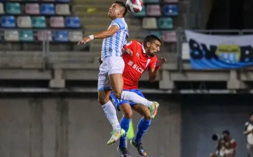 Magallanes y Universidad Católica igualaron en un gran partido en La Florida. Foto: Agencia Uno