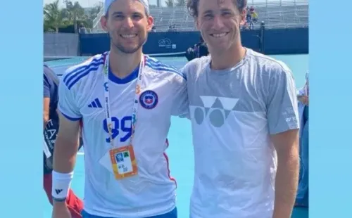 Dominic Thiem entrenó con Casper Ruud en la previa del Masters 1.000 de Miami, y lo hizo con la camiseta alternativa de Chile. | Foto: Instagram