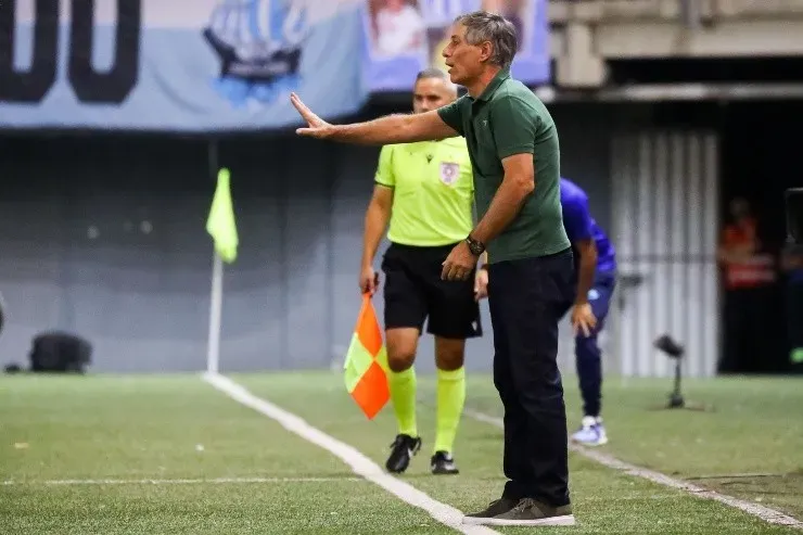 Ariel Holan de la UC