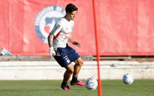 Víctor Dávila es uno de los que se juega su gran oportunidad en la Roja. Foto: Comunicaciones @LaRoja