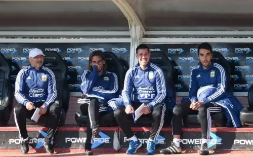 Jorge Sampaoli como DT de Argentina, acompañado de Sebastián Beccacece, Nicolás Diez y Paqui Meneghini. (Getty Images).