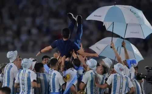Manteo a Scaloni. (Getty Images)