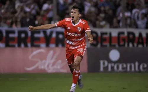 Así gritó Pablo Solari el gol que le anotó a la U. de Chile en Salta, Argentina. (Comunicaciones River Plate).