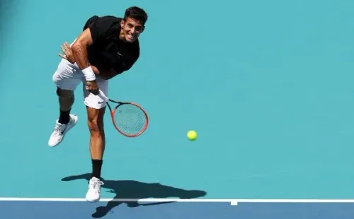 Garin tiene un tremendo desafío por delante este lunes. | Foto: Getty