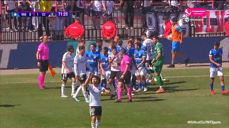 Maximiliano Falcón reclama tarjeta roja para Claudio Sepúlveda