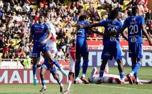Guillermo Maripán anotó un autogol para ponerle tensión al triunfo del Mónaco. | Foto: Imago