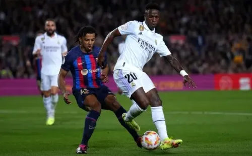 Vinícius Júnior fue otra de las buenas figura que tuvo el Real Madrid en el Camp Nou. | Foto: Getty Images.