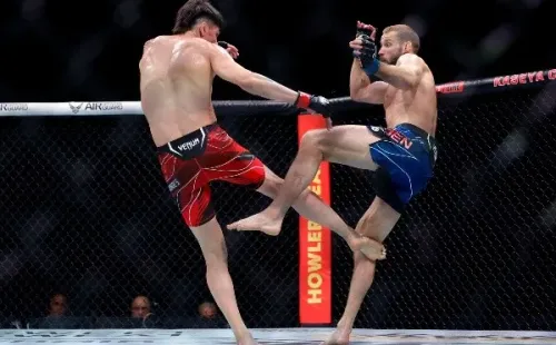 Ignacio Bahamondes controló con sus patadas a Trey Ogden. Foto: Getty Images.