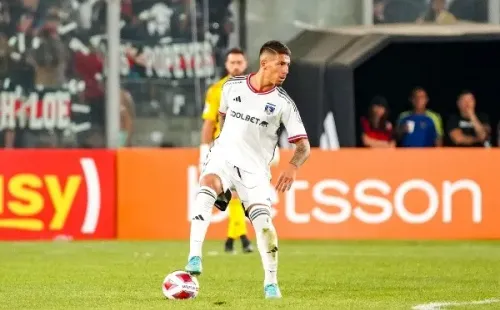 Alan Saldivia debutó oficialmente en el primer equipo de Colo Colo. (Guille Salazar/RedGol).