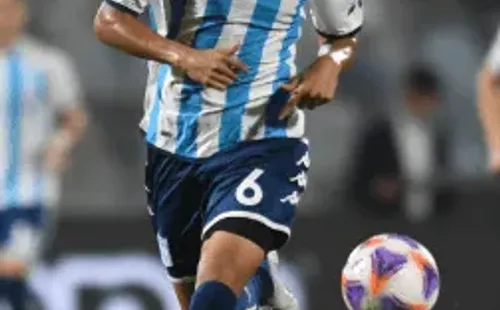 Tomás Avilés en acción por Racing Club de Avellaneda. (Getty Images).