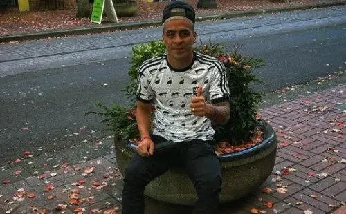 Brian Fernández está en rehabilitación y sin jugar. Foto: Instagram.