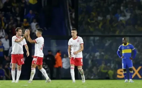 Boca Juniors llegó a cuatro partidos sin saber de triunfos. El último fue ante Barracas Central a comienzos de abril. Foto: Getty Images