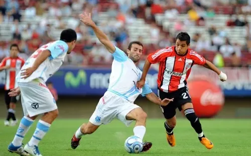 Alexis Sánchez con la camiseta de River