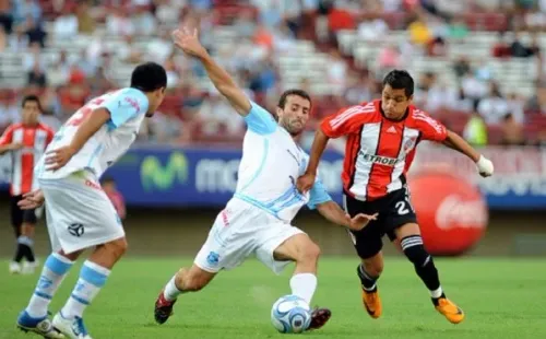 Alexis con la camiseta de River Plate