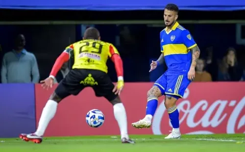Benedetto tuvo que salir por lesión en la victoria de Boca sobre Deportivo Pereira. | Foto: Getty Images.