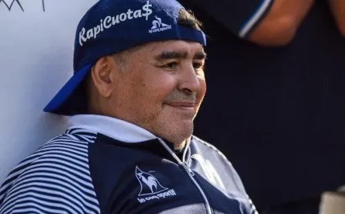 Maradona, según la autopsia oficial, murió a causa de un “edema agudo de pulmón” y una “insuficiencia cardíaca crónica“. | Foto: Getty Images.